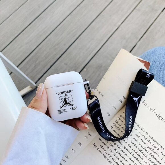 Airpods Gen 1 & 2 Sports White Case with Holder - Picture 2 of 2